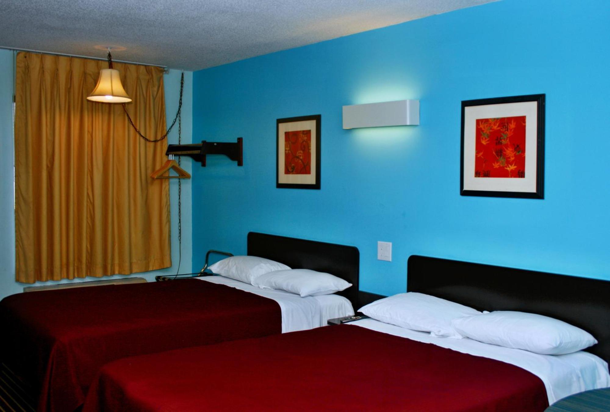Relax Inn فرونت رويال الغرفة الصورة
