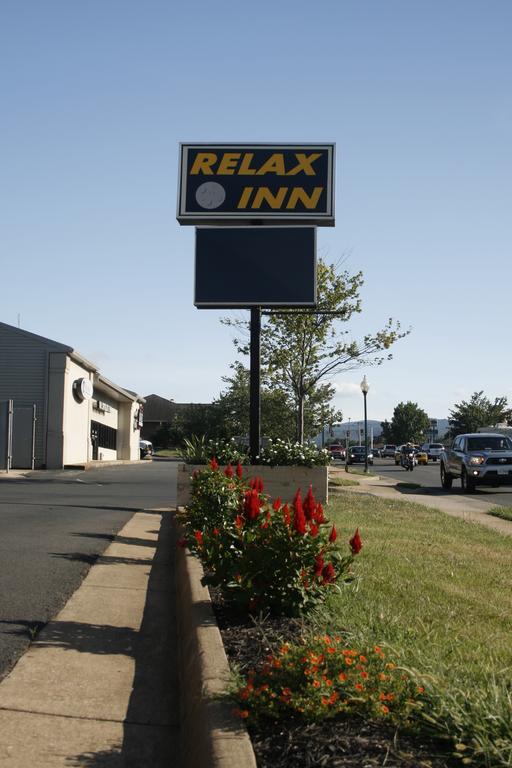 Relax Inn فرونت رويال المظهر الخارجي الصورة